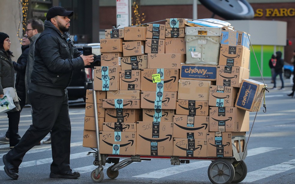 Amazon diminui ritmo e divulga lucro menor do que o esperado